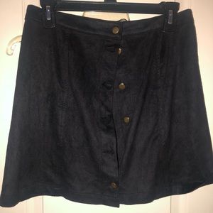 Boutique faux suede button up skirt